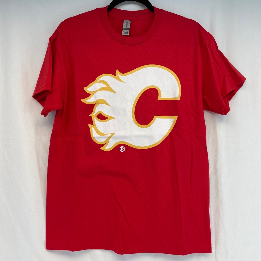 Calgary Flames NHL Logo T-Shirt Gildan Red Men’s Size Medium